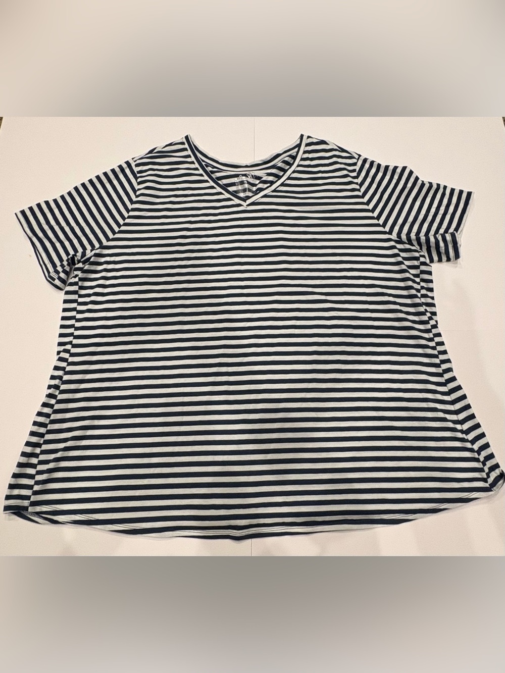 Terra & Sky Black and White Striped V-Neck Short Sleeve Tee